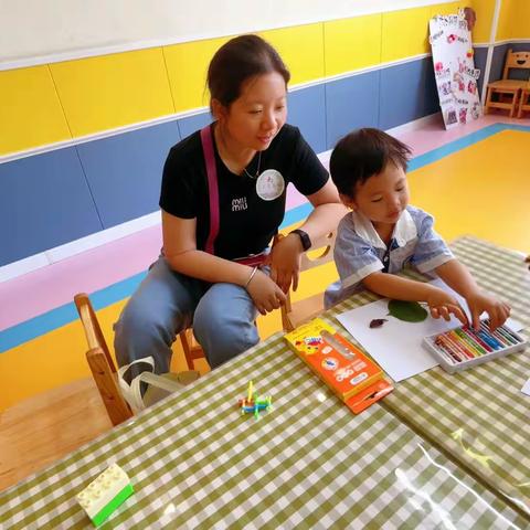 候睿瑞小朋友幼儿园体验