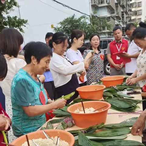 月形湾物业～新市民公寓第二届包粽子大赛圆满结束