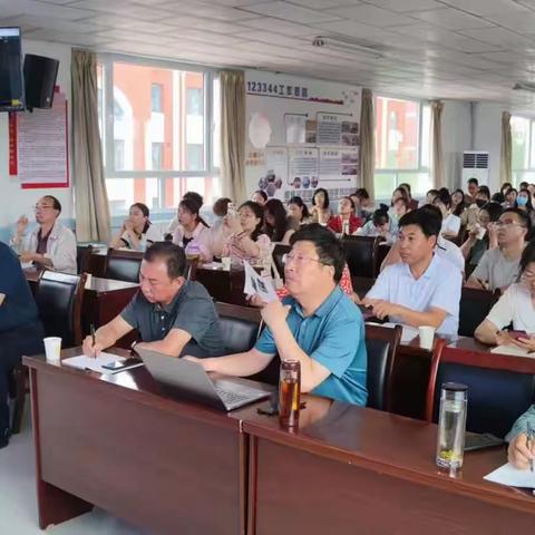 奏响研学进行曲 丰羽砥砺前行翅——记灵武二中教学评一体化校本研修活动