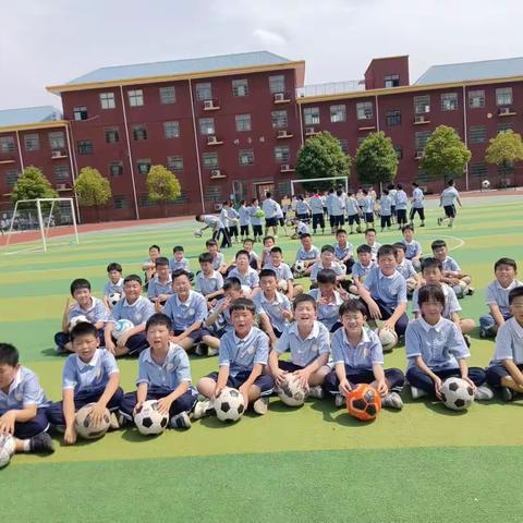 2022-2023学年度第二学期四年级足球社团期末总结