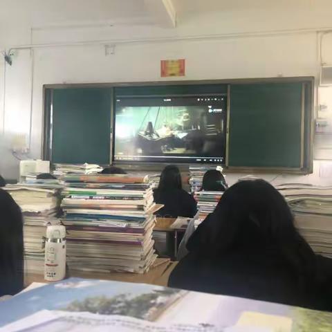 高二一班时光总像林花谢了春红，脚步匆匆，伴随着本学期的匆匆离去，承载着勤奋耕耘的喜悦，结束了这个学期