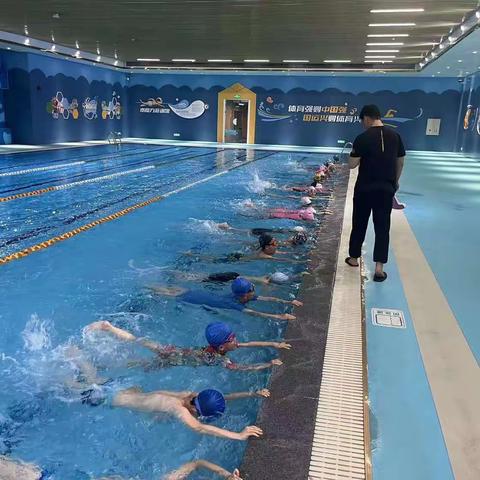 “游”出快乐 “泳”享童年 ——西安高新十七小游泳课程纪实