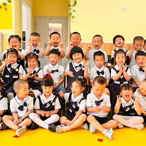 【感受成长 期待美好】一一当阳市实验幼儿园机关园小四班学期末回忆录