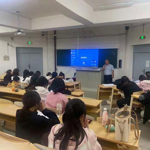 走进师范大学，助力新生活