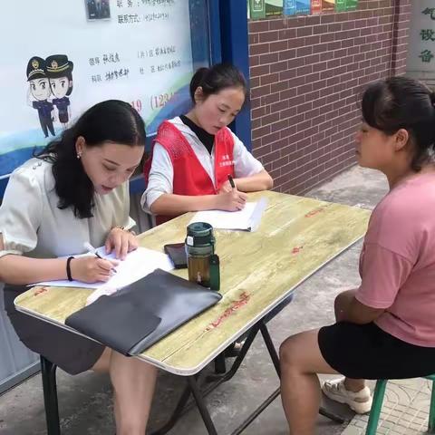 法律援助在身边---上林街道世纪大道南社区开展法律援助进小区活动