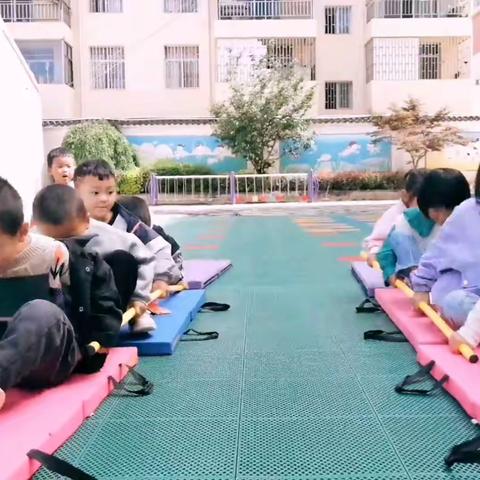 端午临中夏，时清日复长—新街镇中心幼儿园德育主题活动