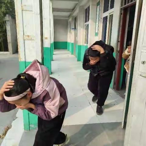 关注消防     生命至上（副本）