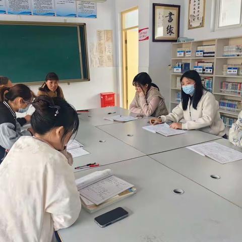 听评绽风采 研思共成长———路罗镇中心学校桃树坪完小数学组开展听评课活动