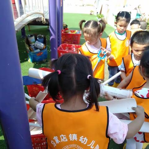 习家店镇幼儿园小一班沙水区游戏活动