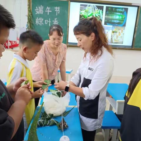 “品端午粽香，传中华文化”——记文山市第八小学端午节活动