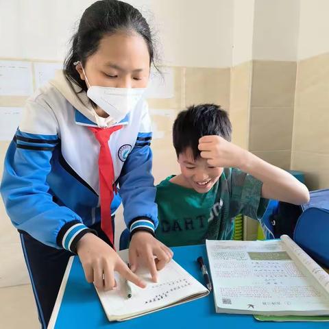 六（2）班名冠名候选人资料