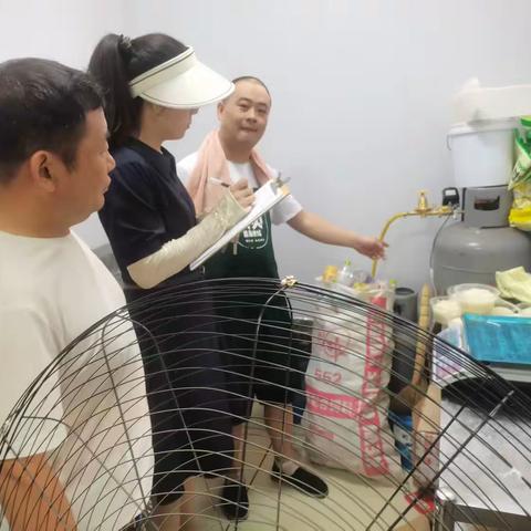 张家洼街道扎实做好餐饮场所燃气安全排查整治工作