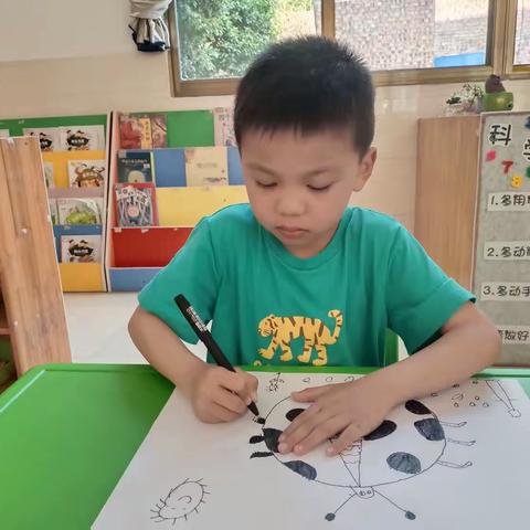 2023年春季学期喜羊羊幼儿园中一班第14周——开心线描画