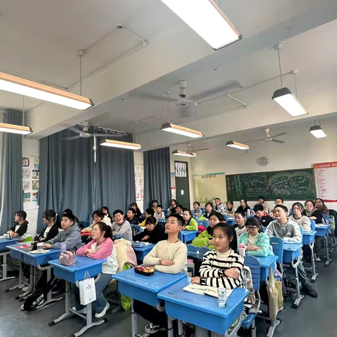 银盘路小学6（2）班主持社团结课啦🎉