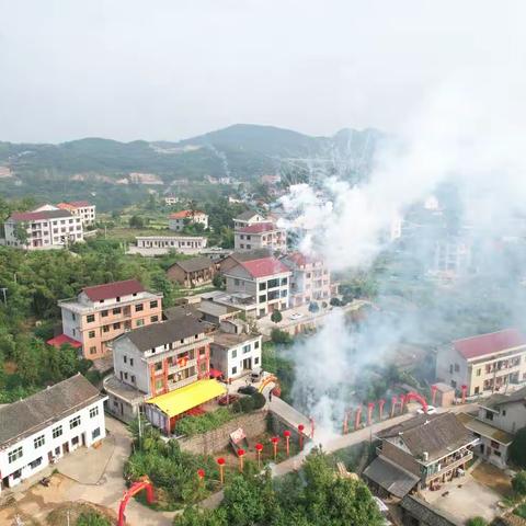 吴玉香老人家九十大寿庆典