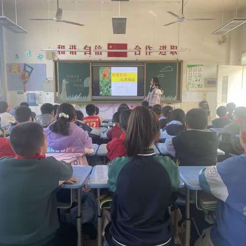 远离毒品  珍爱生命——傅家镇中心小学四（4）中队禁毒知识学习宣传活动