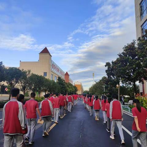 奔向山海，不负相见——襄阳高新外国语学校（钻石校区）八（4）班成长记录