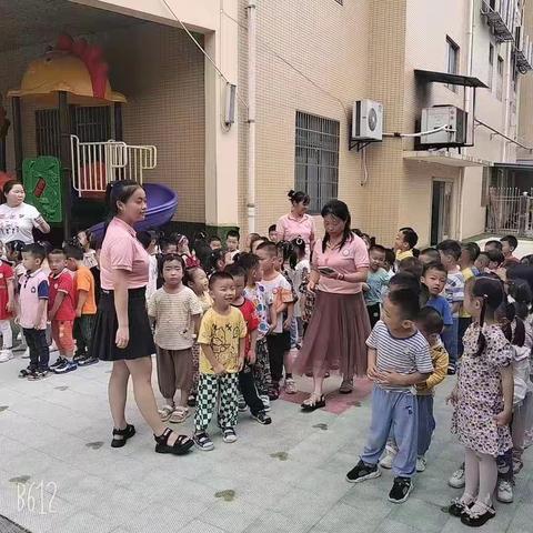 长发幼儿园中《小》班期末汇报成果展示