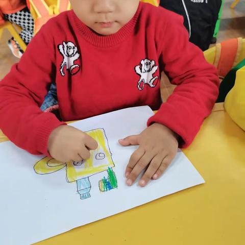 小小鹏飞幼儿园大班绘画手工兴趣班