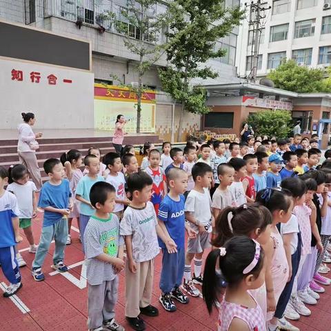 参观小学初体验，幼小衔接促成长