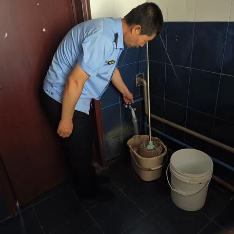 执法检查苏尼特右旗产业园入驻企业取用水情况