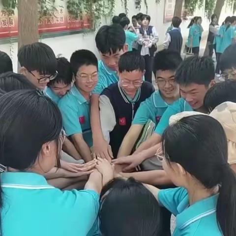 秦岭学校：执笔为剑战中考，理想付出双奔赴