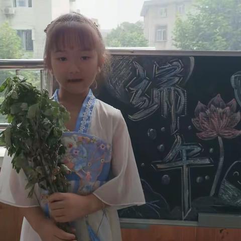 【袋鼠妈妈幼儿园】罗允柔的成长足迹