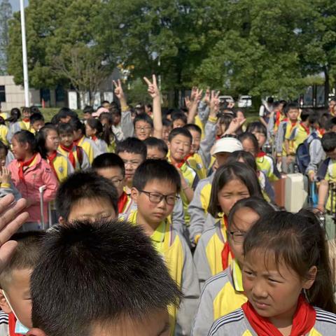 探索新宇宙——五5综合实践基地活动