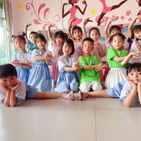 西峰区环宇幼儿园【舞蹈班结束汇报课】