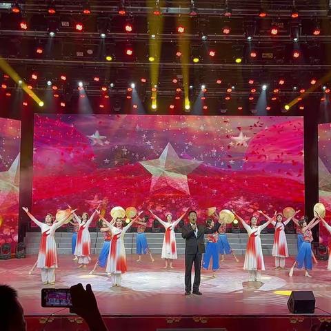 学思践悟二十大﻿﻿﻿·培根铸魂勇担当