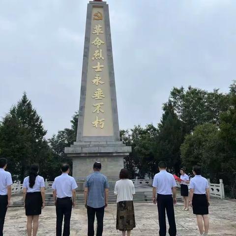 张湾区叶湾小学开展庆祝建党102周年主题党日活动