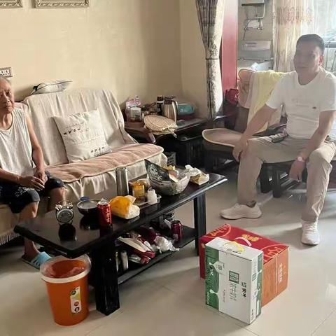 【庆“七一”·感恩党】情系老党员，慰问暖人心，孝义供销社开展庆“七一”慰问老党员活动