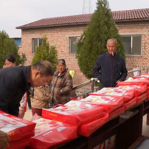 “九九重阳送温暖、浓浓情意敬老人”重阳节爱心慰问活动