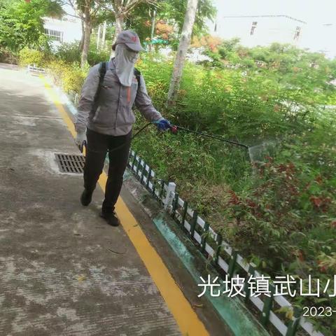【2023年7月1日】广东碧浪害虫防治有限公司在陵水县光坡镇开展病媒生物防治工作