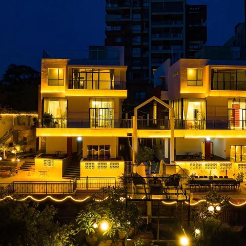 从化温泉小镇|全新一线湖景14房24床全套间｜法式原木风｜网红滑梯大泳池｜花园双泡池xxqy