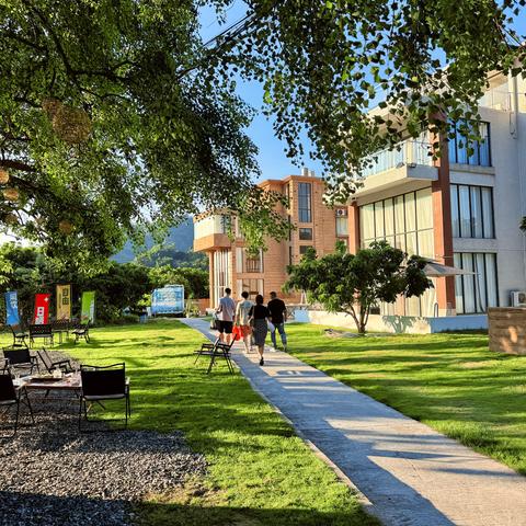 田涧小苑云溪楼|山202大床房·私汤投影·全屋智能·巴厘岛风情泳池民宿