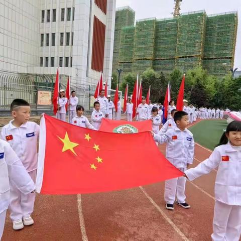 《中国梦 我的梦》 “筑梦航空”小花朵幼儿园一分园 主题亲子活动❤️