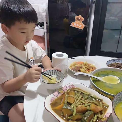 【习惯养成】筷🥢乐用餐——古河中心幼儿园