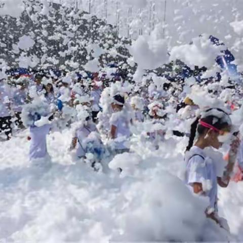 方舟体智能《夏日奇冰，梦幻泡泡趴》