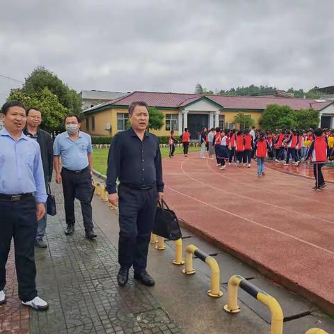 教学视导促发展，笃行不怠启征程——记狮子镇中心小学迎接县教科院教学视导活动