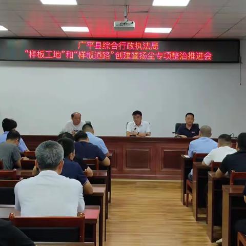 综合执法局：扎实开展便道、辅道集中冲洗行动