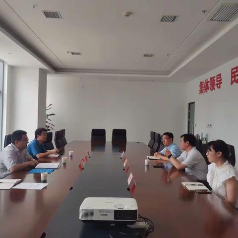 沣西新城财政金融部开展营商环境宣传月