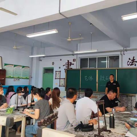 “教”学路漫漫，“研”途皆风景——吐丝口小学艺体组教研