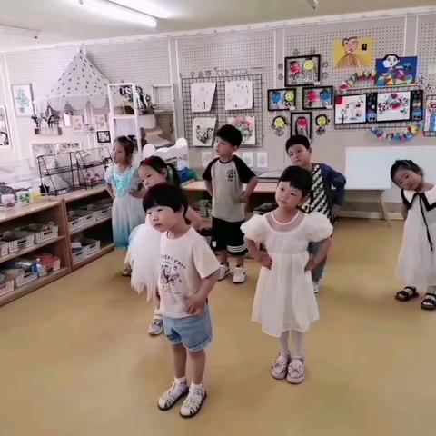 乐学成长,玩转一“夏”——埤幼暑期班第一周小班篇