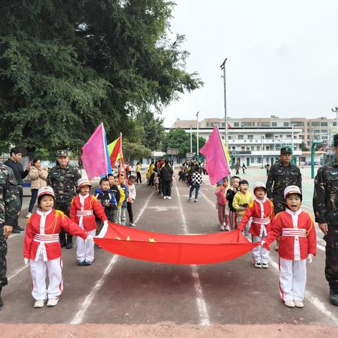 向阳花幼儿园2024年秋季学期新生开始报名啦！欢迎有意向的家长朋友们来园参观咨询，电话:13481280477覃园长