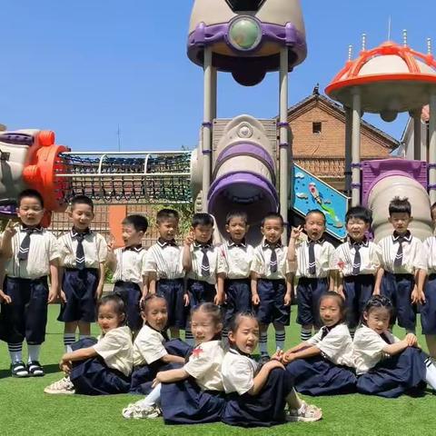 “爱在育英 快乐成长 ”育英幼儿园中五班一学期幼儿园生活精彩回顾育英幼儿园中五班于、李老师