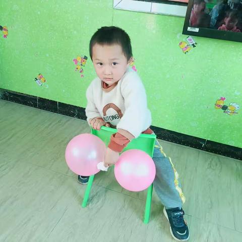 爱心幼儿园苗苗一班期末精彩回顾❤️