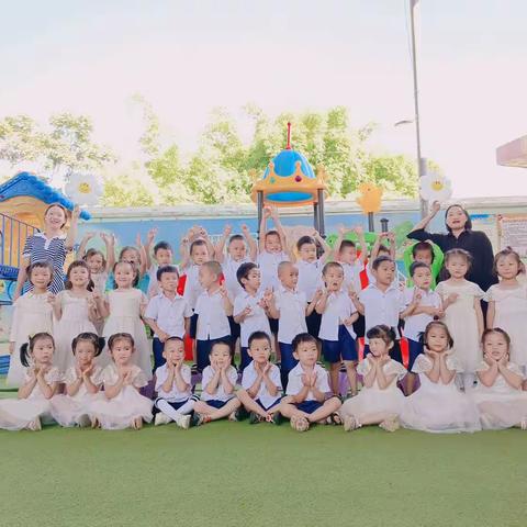 爱心幼儿园苗苗一班期末精彩回顾❤️