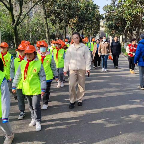 春日风光好，植绿正当时——吉林街小学“爱绿护绿在行动”