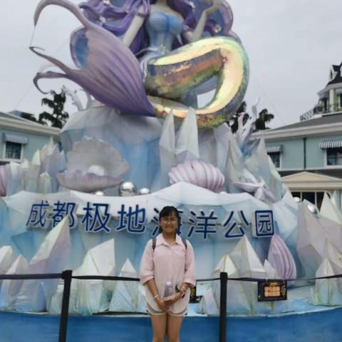 五年级4班潘亦陈假期旅游美篇。